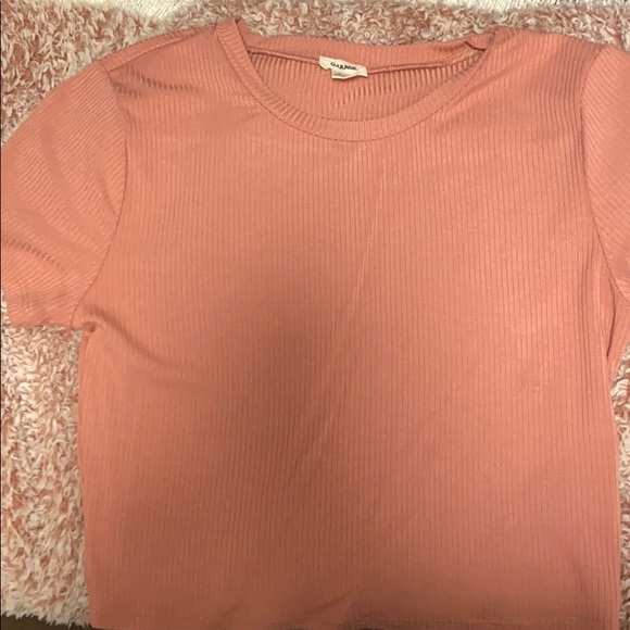 Crop top. - Picture 1 of 2